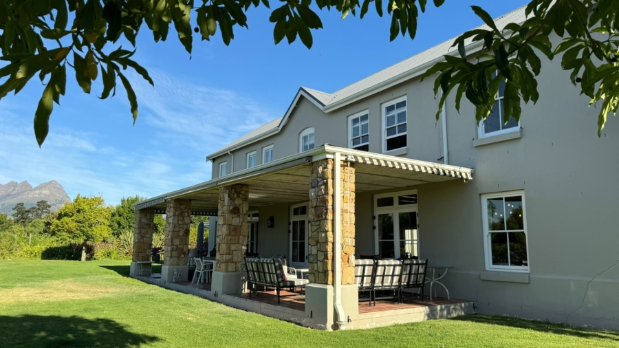 7 Bedroom Property for Sale in Stellenbosch Farms Western Cape